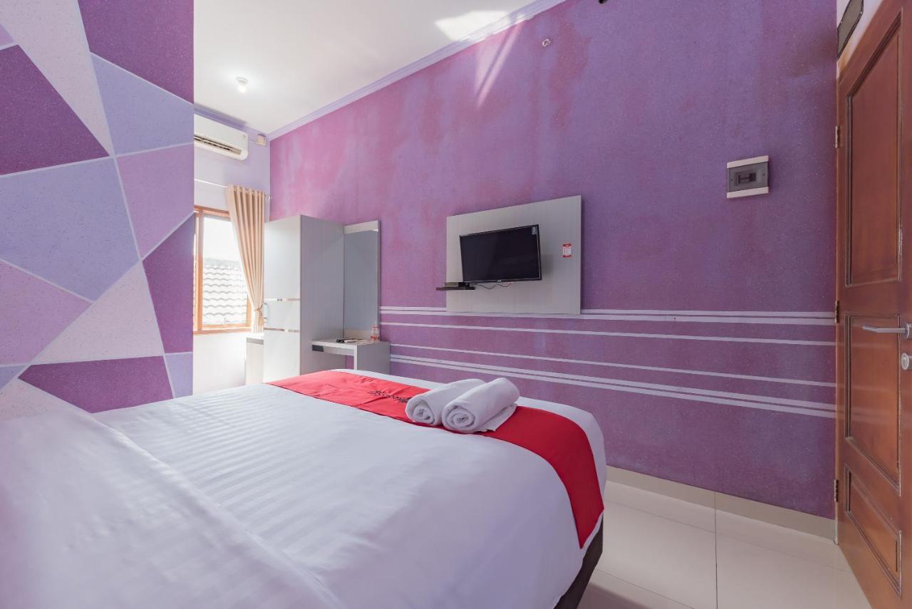 Reddoorz Syariah @ Jalan Siliwangi Hotel